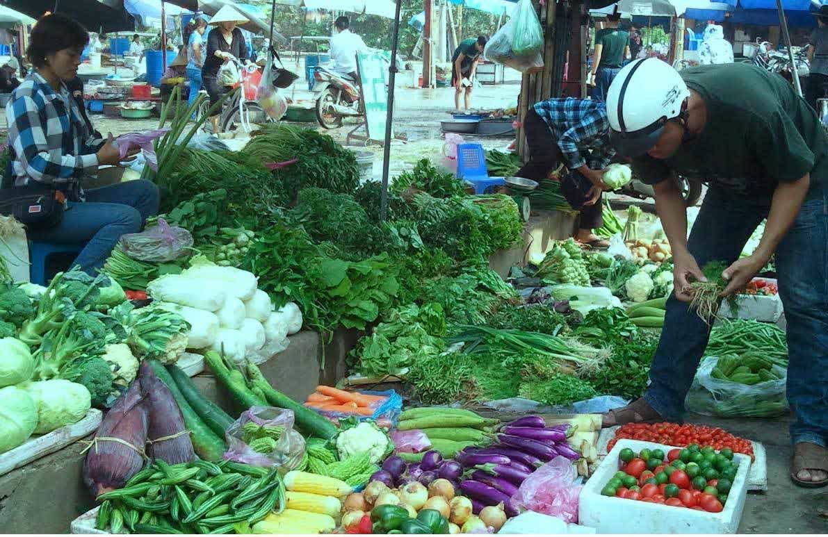 Thị trường rau, củ, quả tăng ở mức 10-25 % so với giá bình thường. 