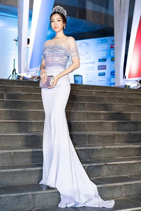 Hoa hậu Đỗ Mỹ Linh