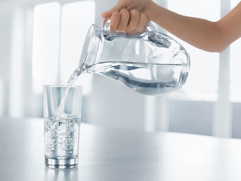 8 lý do bất ngờ khiến cơ thể luôn trong tình trạng khát khô