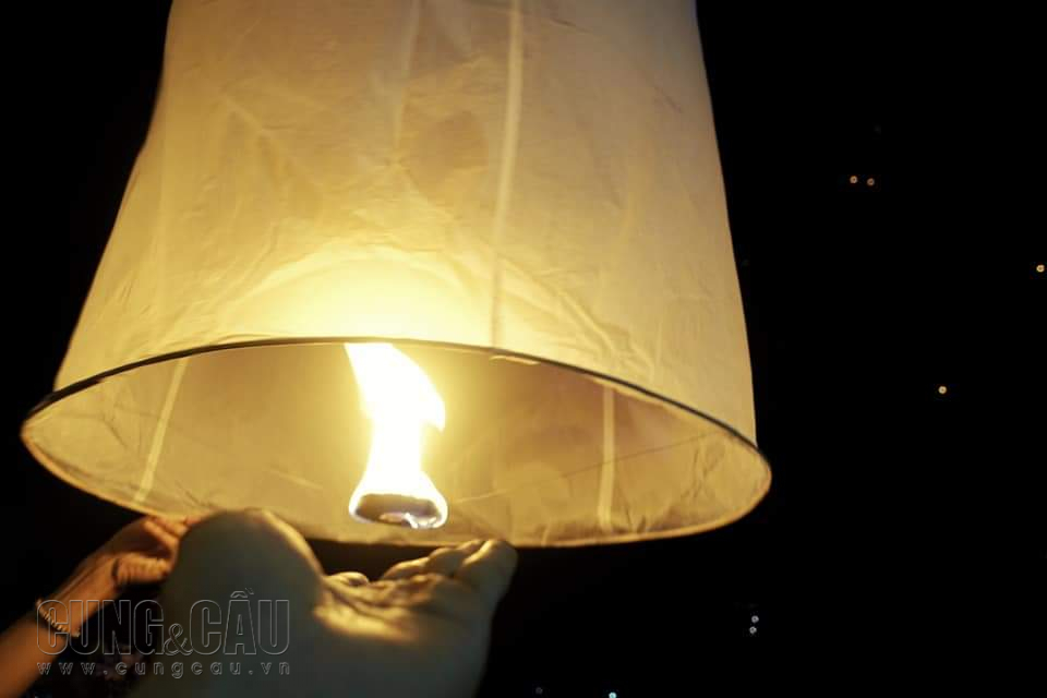 Du lịch Thái Lan tháng 11: Lễ hội thả đèn trời hấp dẫn ở Chiang Mai 