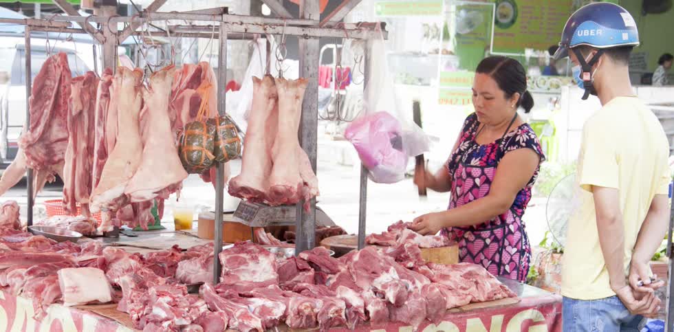Dự trữ thịt lợn, tránh khan hàng vào dịp tết Nguyên đán 