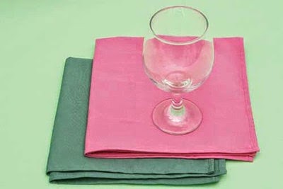 Cách tạo ấn tượng cho bàn tiệc bằng 2 kiểu gấp khăn ăn đẹp và đơn giản 