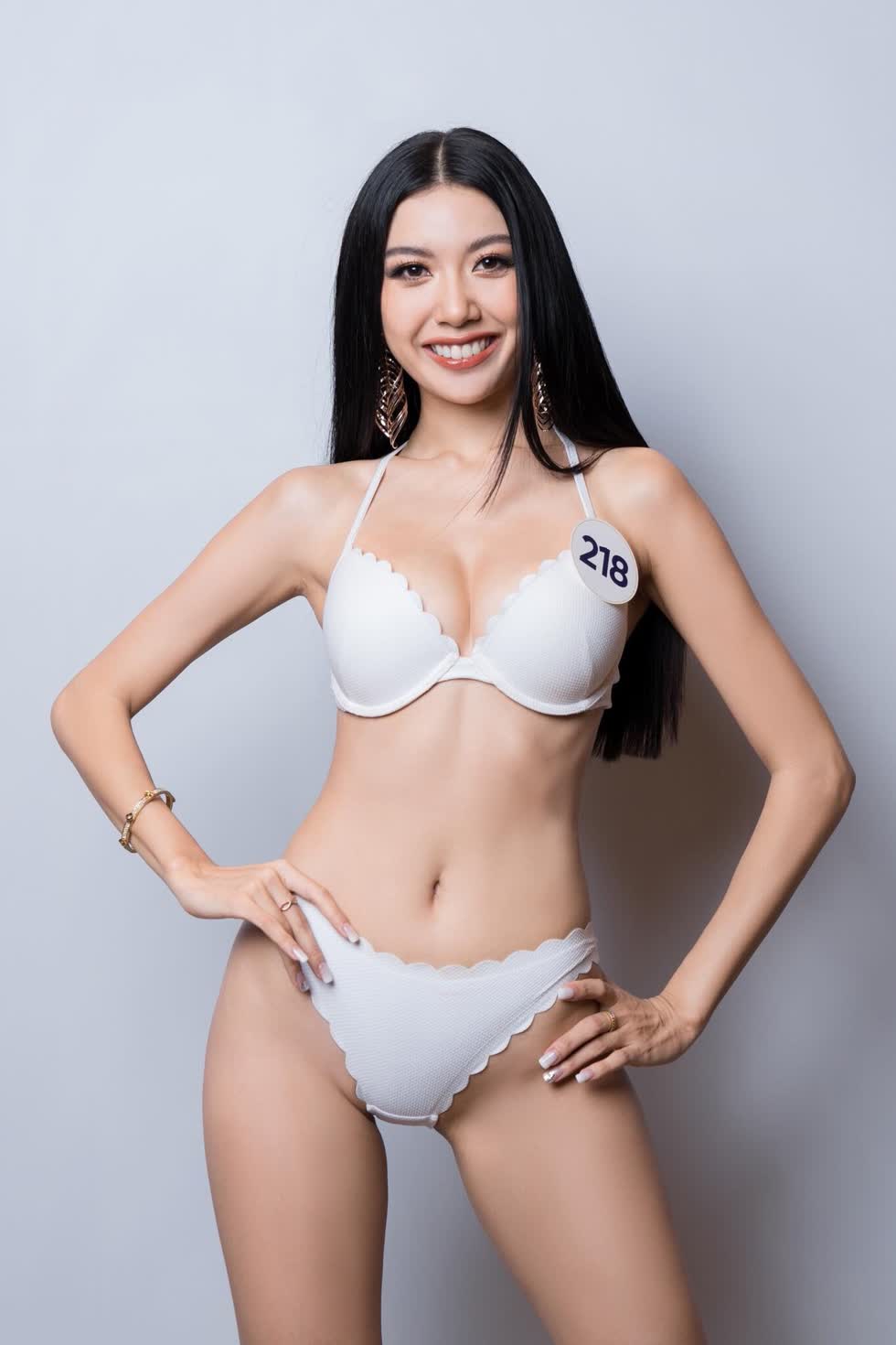 So kè nhan sắc của 2 gương mặt sáng giá Miss Universe Vietnam 2019