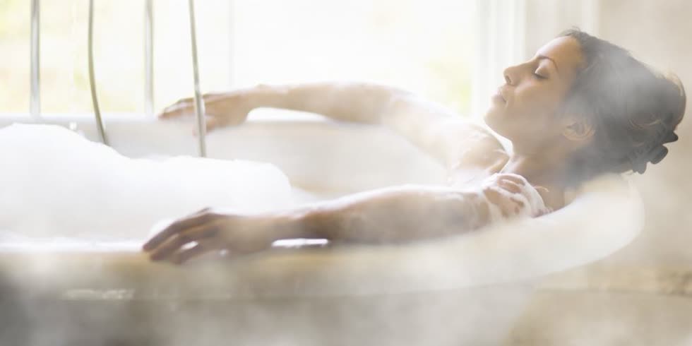 Tắm nước nóng theo cách này sẽ giúp bạn có được sức khỏe tốt