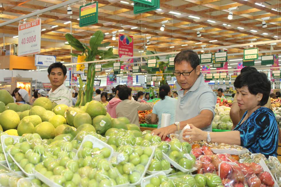 Theo tiêu chuẩn mới, các loại trái cây vừa phải an toàn, vừa phải đạt độ trưởng thành mới được đưa vào siêu thị Coopmart kinh doanh