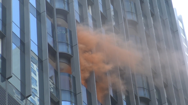Tình huấn giả định là tại tầng 7 của tòa nhà Landmark 81 xảy ra cháy nổ do chập điện, vụ cháy đã làm 10 người mắt kẹt tại tầng 7.