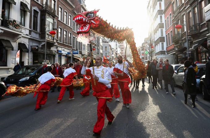 Hoạt động đón Tết âm lịch cũng được cộng đồng gốc Á tổ chức sớm tại trung tâm thành phố Liege, Bỉ hôm 18/1. 
