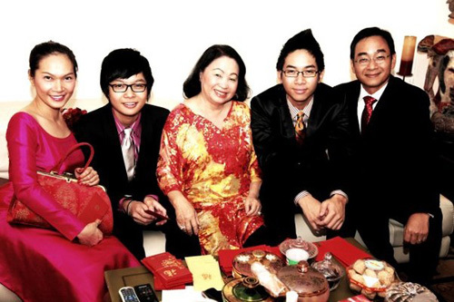 Lý Quí là một gia tộc nổi tiếng ở Sài Gòn. Đây là một tập đoàn ẩm thực gia đình khó ai có thể vượt qua được về số lượng cơ ngơi tại Việt Nam. 