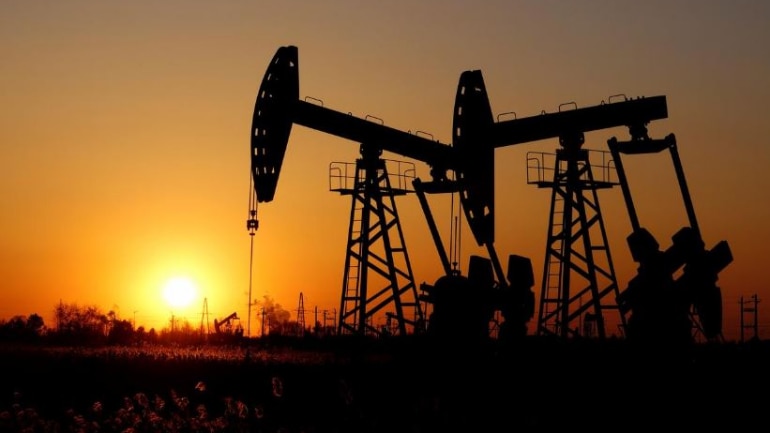Giá xăng dầu ngày 5/2: Tăng mạnh khi OPEC lo ngại virus corona.