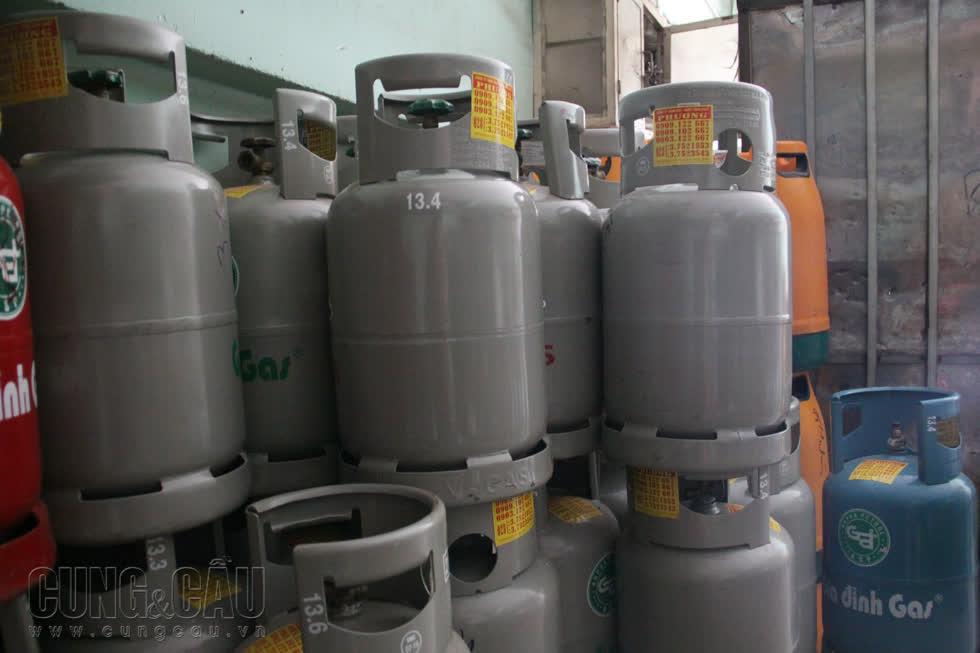 Giá tăng nhẹ trước báo cáo hàng tồn kho 