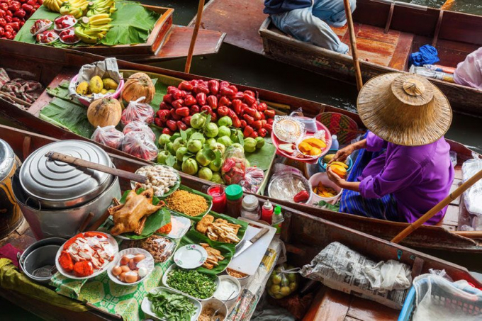 53% du khách Việt Nam muốn nếm thử và thưởng thức ẩm thực địa phương khi đi du lịch. Ảnh: Travelvui..