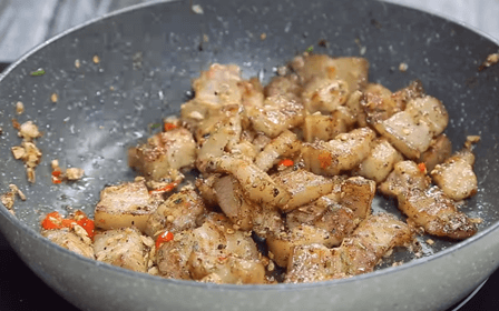 Cách làm món thịt heo rang muối ớt ngon đưa cơm