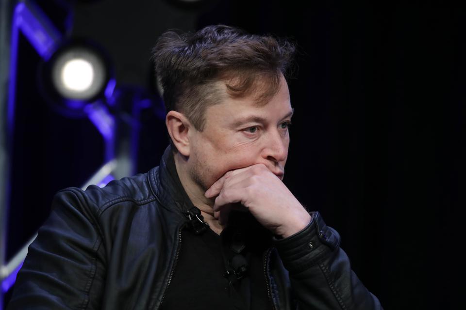Tỷ phú Elon Musk giữ ngôi vương người giàu nhất thế giới chỉ vài ngày. Ảnh: Getty.