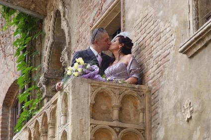   Đến Verona, Ý và trải nghiệm làm Romeo và Juliet mùa Valentine này.  
