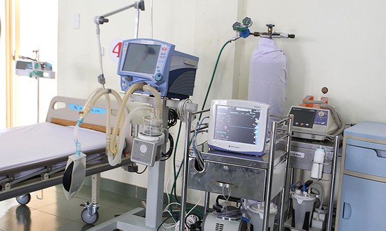 Máy móc, trang thiết bị y tế được trang bị đầy đủ tại các phòng bệnh.