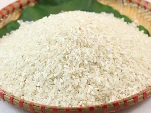 Giá xuất khẩu ổn định, gạo lẻ tăng nhẹ tại các chợ