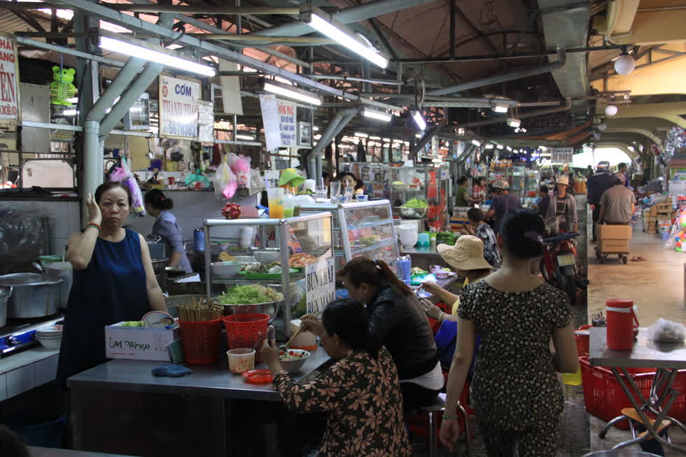 Những ngôi chợ nổi tiếng Sài Gòn ế ẩm vì vắng bóng du khách