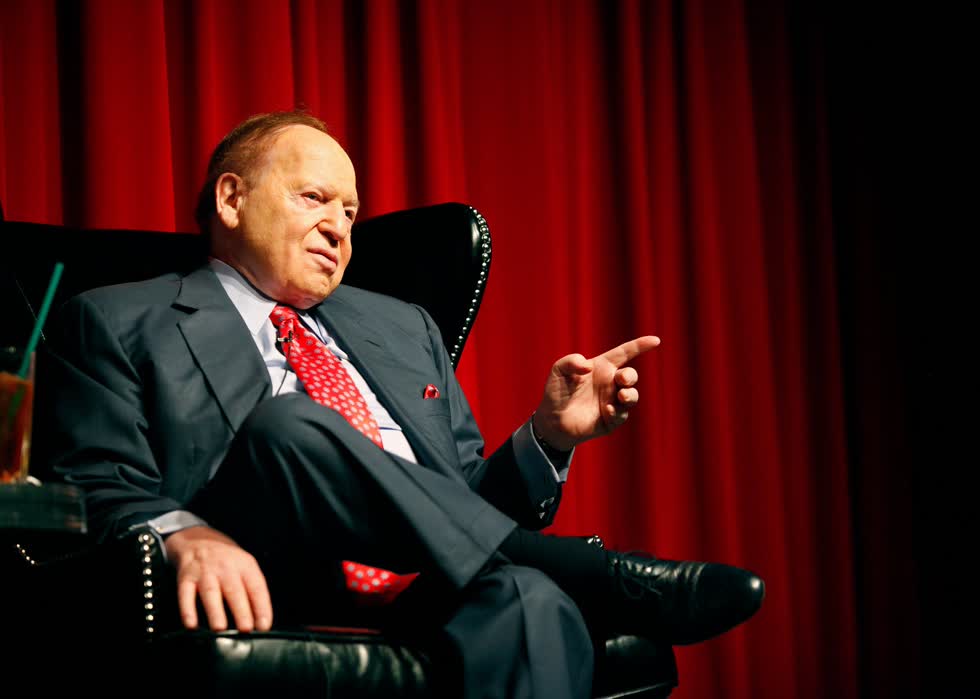   Ông Adelson nói chuyện với các sinh viên tại Đại học Nevada, Las Vegas, vào năm 2012. Có thời điểm tài sản của ông đang tăng với tốc độ 1 triệu USD/giờ. Ảnh: Las Vegas Review-Journal  