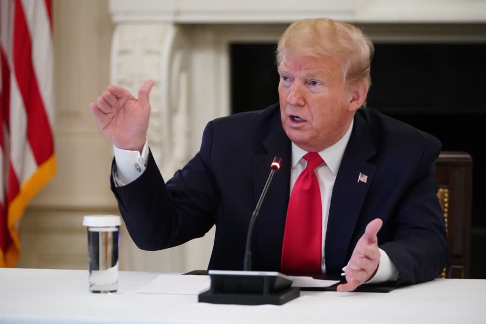 Tổng thống Mỹ Donald Trump tại một cuộc họp ở Nhà Trắng, Washington, DC ngày 29/4/2020. Ảnh: AFP