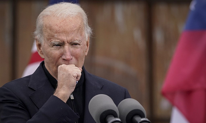 Tổng thống đắc cử Mỹ Joe Biden phát biểu tại buổi vận động ở Atlanta, bang Georgia hôm 15/12. Ảnh: AFP.