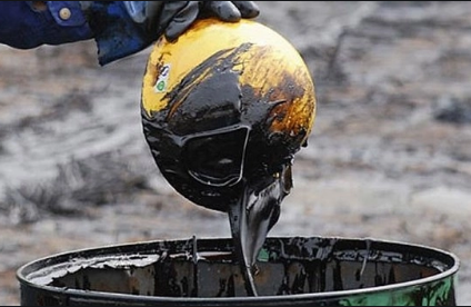 Giá dầu thô tăng hơn 4% sau đợt giảm thấp nhất kể từ năm 2016.