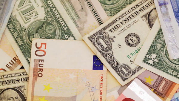 USD đồng loạt giảm mạnh, Euro tăng giá