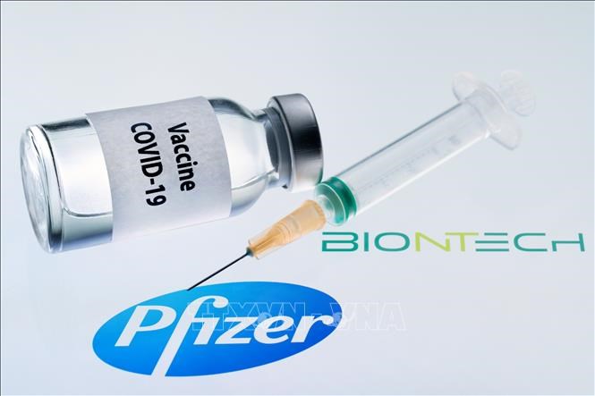 Vaccine COVID-19 do các tập đoàn BioNTech và Pfizer sản xuất. Ảnh minh họa