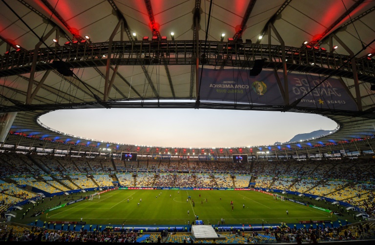Các CLB bóng đá của Brazil nhường sân vận động để làm bệnh viện phòng chống dịch COVID-19