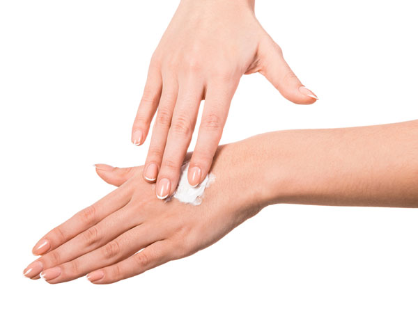 7 biện pháp khắc phục da tay bị khô tại nhà