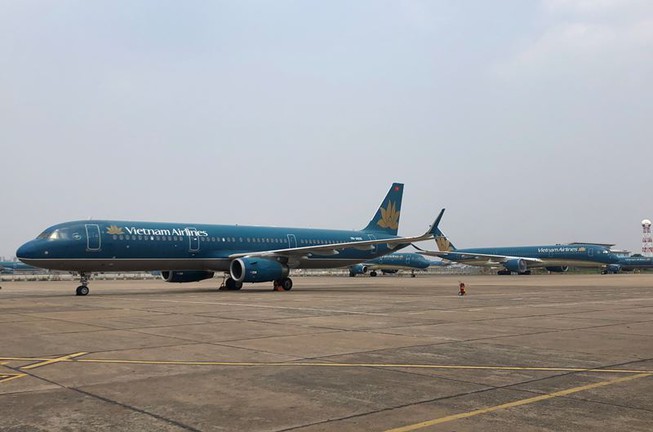 Hơn 10.000 nhân viên của Vietnam Airlines tạm ngưng việc