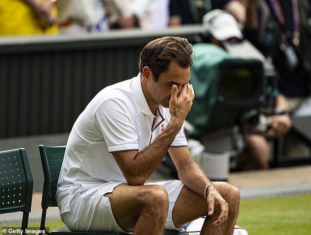 Roger Federer cho biết anh có chút thất vọng sau khi Wimbledon bị hủy bỏ.