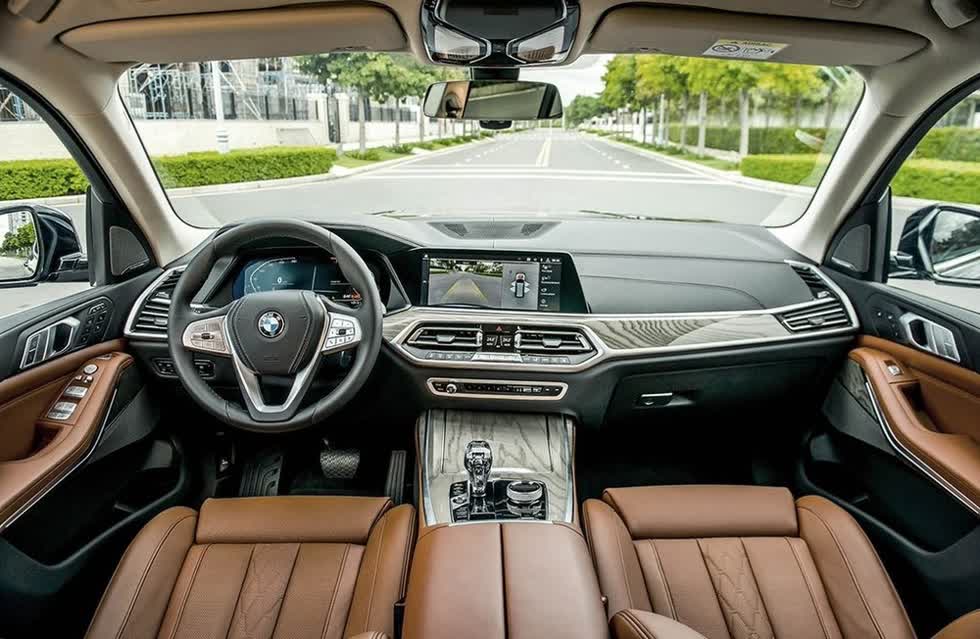 Nội thất của BMW X7 chính hãng.