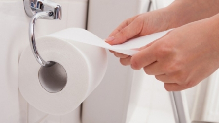   Cách chọn giấy vệ sinh an toàn cho sức khỏe đầu tiên là dựa vào nguồn gốc, xuất xứ  