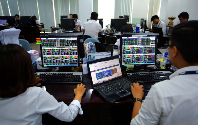   FED hạ lãi suất xuống, tác động gì tới thị trường chứng khoán Việt Nam?  