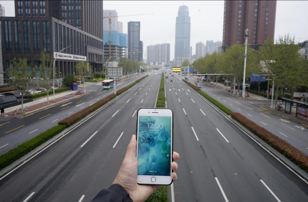   Một đại lộ tại trung tâm thành phố Vũ Hán, Trung Quốc, nơi khởi nguồn của dịch COVID-19.  