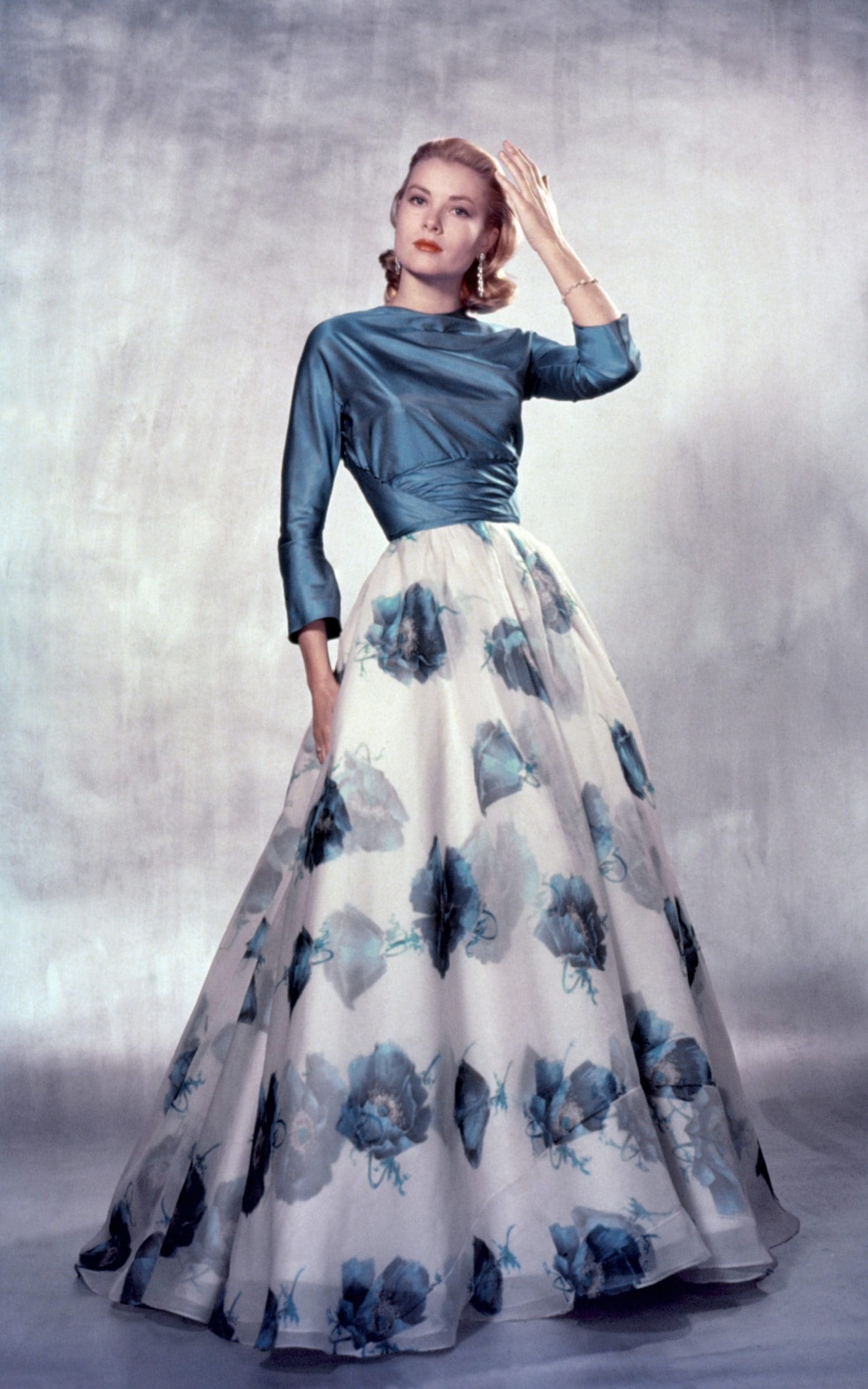 Công nương Grace Kelly trong chiếc váy hoa đến từ nhà mốt Dior. (Ảnh: Telegraph) 