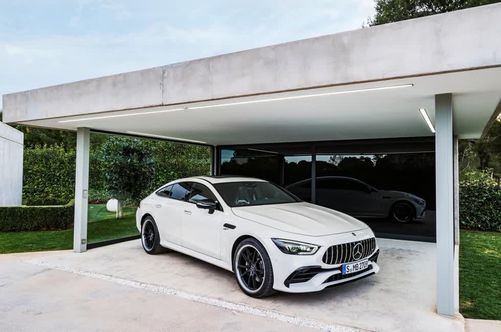 Mercedes-AMG GT 53 4Matic+ 4 Coupe 2020.