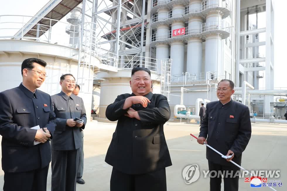 Ông Kim Jong-un tái xuất vào ngày 1/5.