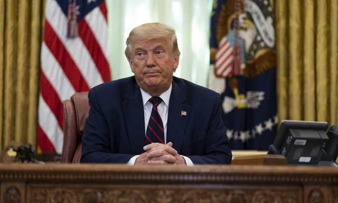 Tổng thống Donald Trump phát biểu tại Phòng Bầu dục ở Nhà Trắng hôm 4/9. Ảnh: AP.