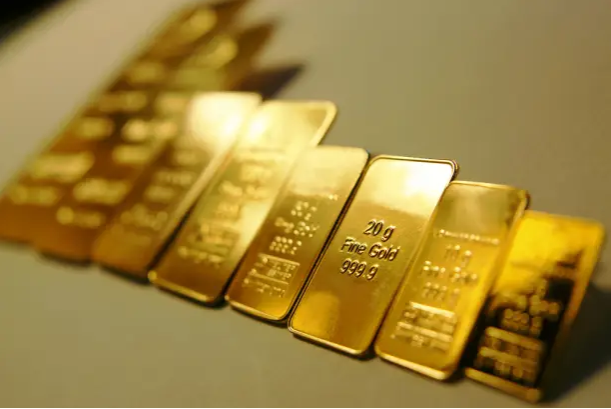 Chứng khoán suy yếu sẽ giúp vàng tăng giá?