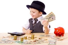 Ba mẹ có nên dạy trẻ cách quản lý tiền ngay từ nhỏ?