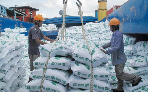 Bộ Công Thương thành lập đoàn kiểm tra gạo tại các cảng