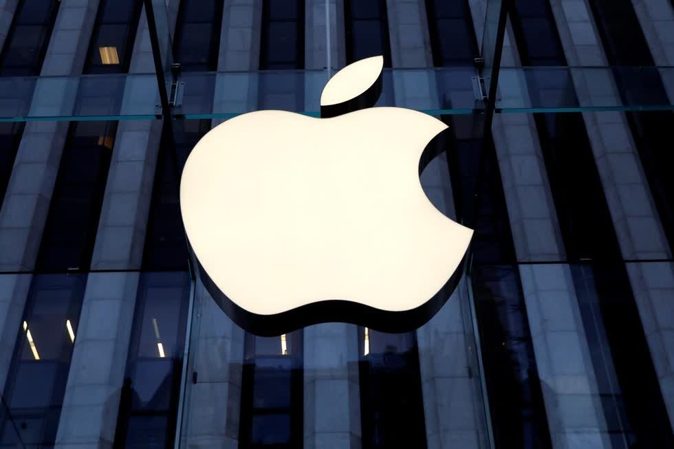 Apple mở trở lại hơn 500 cửa hàng trên toàn thế giới