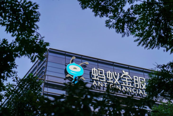   Ant, một chi nhánh của Alibaba của Jack Ma, tất cả đã được thiết lập để niêm yết kép 34,4 tỷ USD tại Thượng Hải và Hồng Kông vào thứ Năm tuần trước. Ảnh: \Techcrunch  