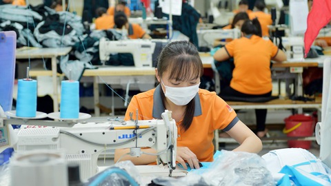 Hiện tại, hầu hết các sản phẩm may mặc của Việt Nam sẽ không được giảm thuế ngay lập tức. Ảnh minh họa