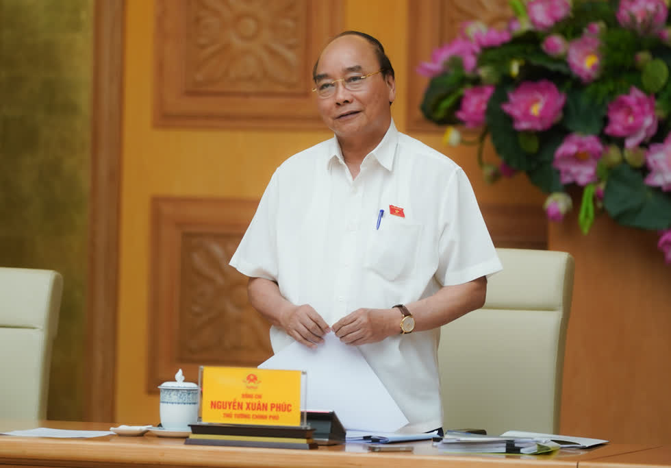 Thủ tướng Nguyễn Xuân Phúc phát biểu tại cuộc họp. Ảnh: VGP/Quang Hiếu    