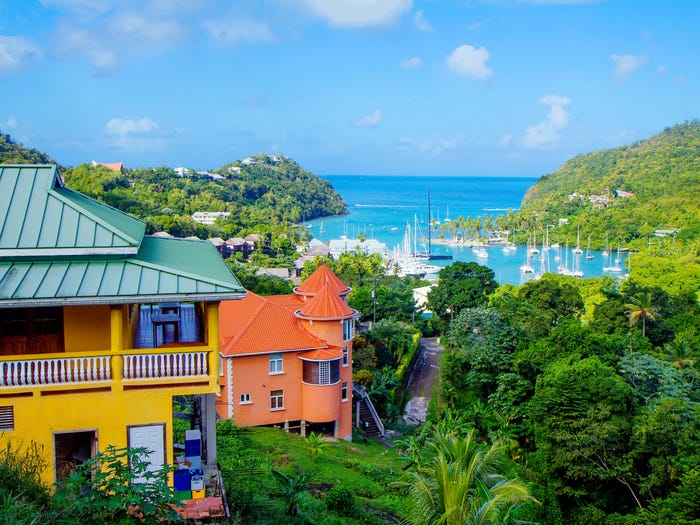 Saint Lucia là một quốc đảo ở phía đông vùng biển Caribbea. Ảnh: Shutterstock.