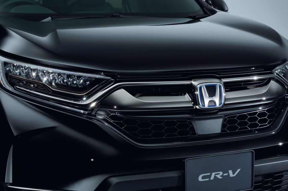 Thiết kế trước và sau Honda CR-V Black Edition.