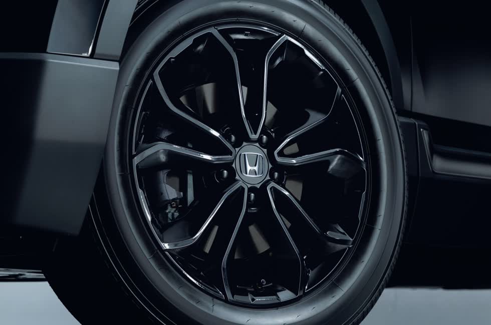 Honda đã giới thiệu trang bị SUV CR-V tại Nhật Bản mang tên Black Edition