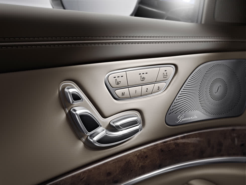Hệ thống âm thanh Burmester cao cấp cho xe Mercedes S-Class 11'